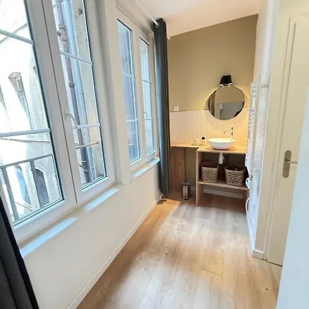 Daire Le Quarteau 2p - Hyper Centre